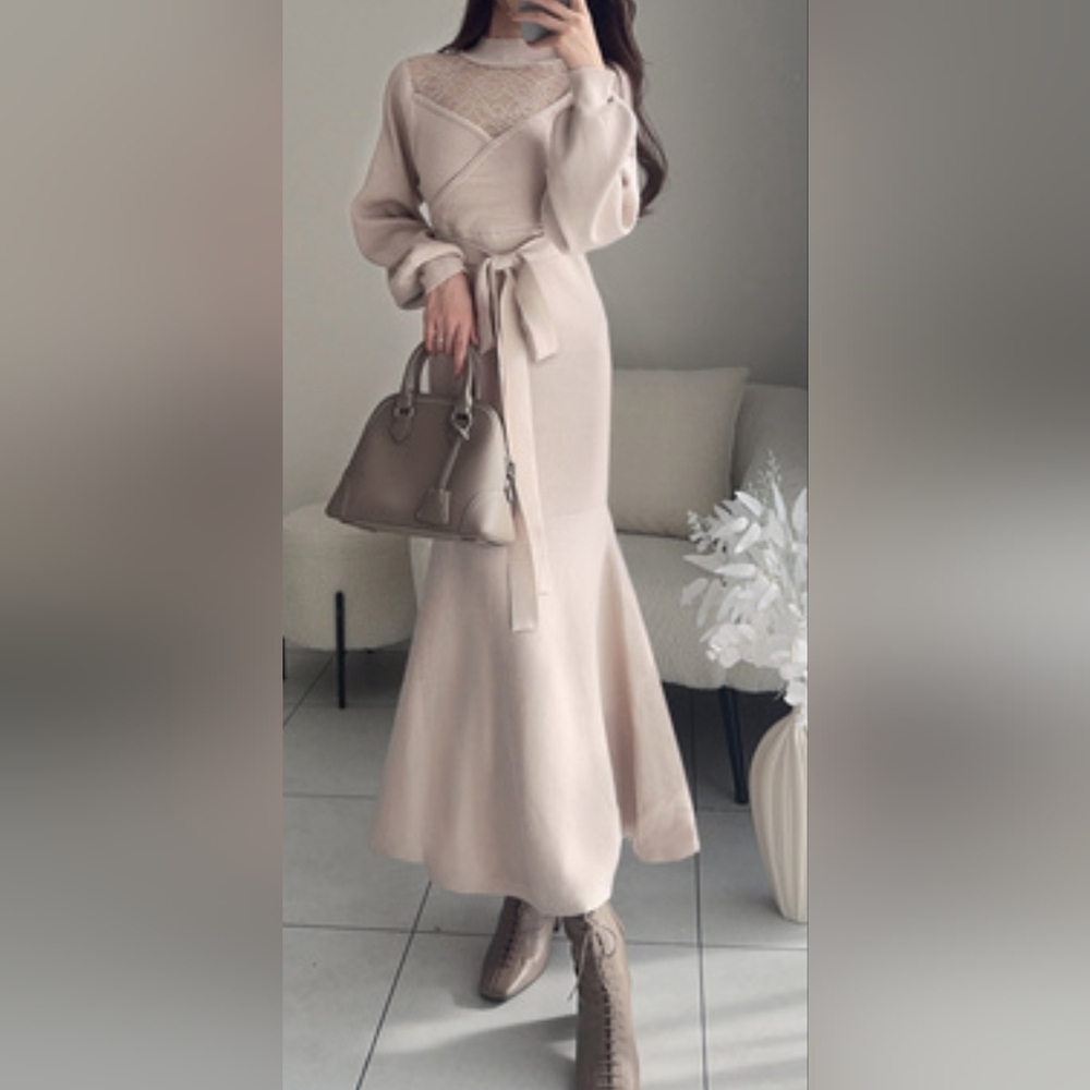 GRL Lace Heart Neckline Knit Long Knit One piece Dress